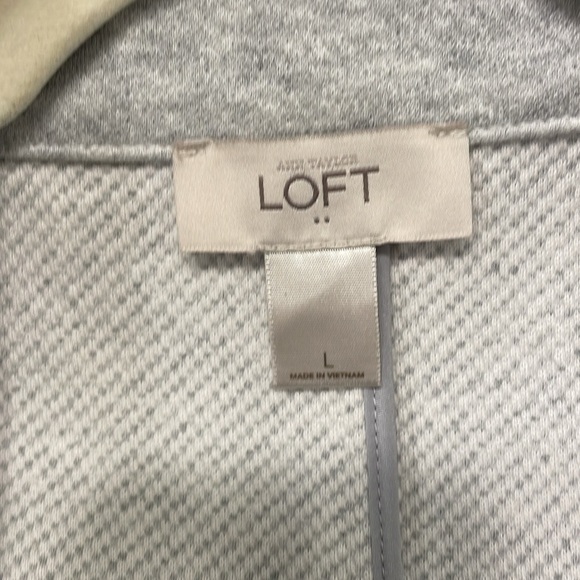 LOFT Women’s Sweatshirt-Style Long Gray Blazer - Picture 5 of 6